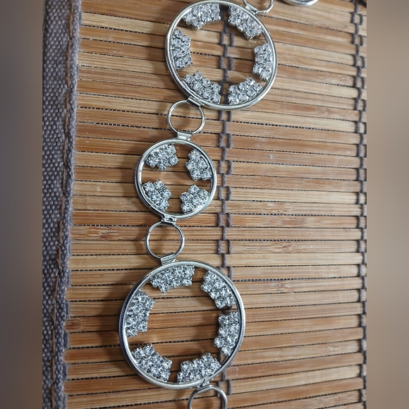Silver Rhinestone Circle Belt - Picture 2 of 4